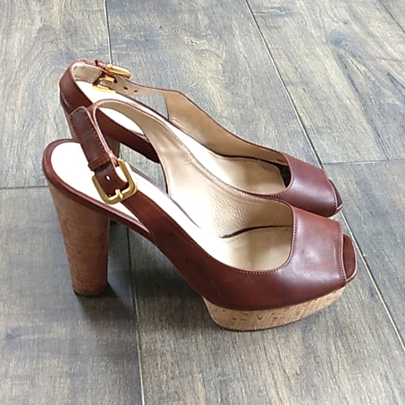PRADA BROWN LEATHER PEEP TOE CORK HEELS WOMANS 39/9. - Picture 2 of 13